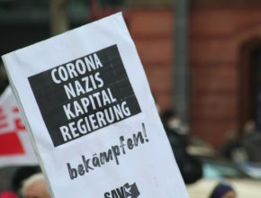 Plakat: Corona, Nazis, Kapital, Regierung: Bekämpfen!
