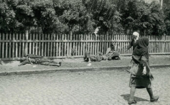 Verhungernde Menschen in Charkiw 1933. Foto: Alexander Wienerberger.